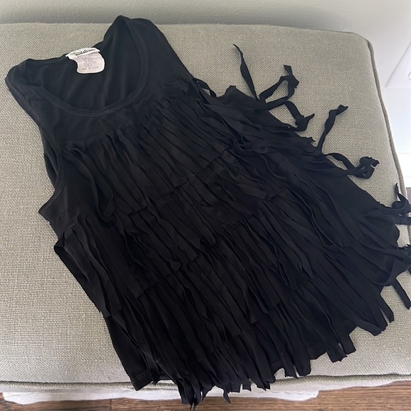 Girls black tank top with fringe embellishments - Picture 6 of 7